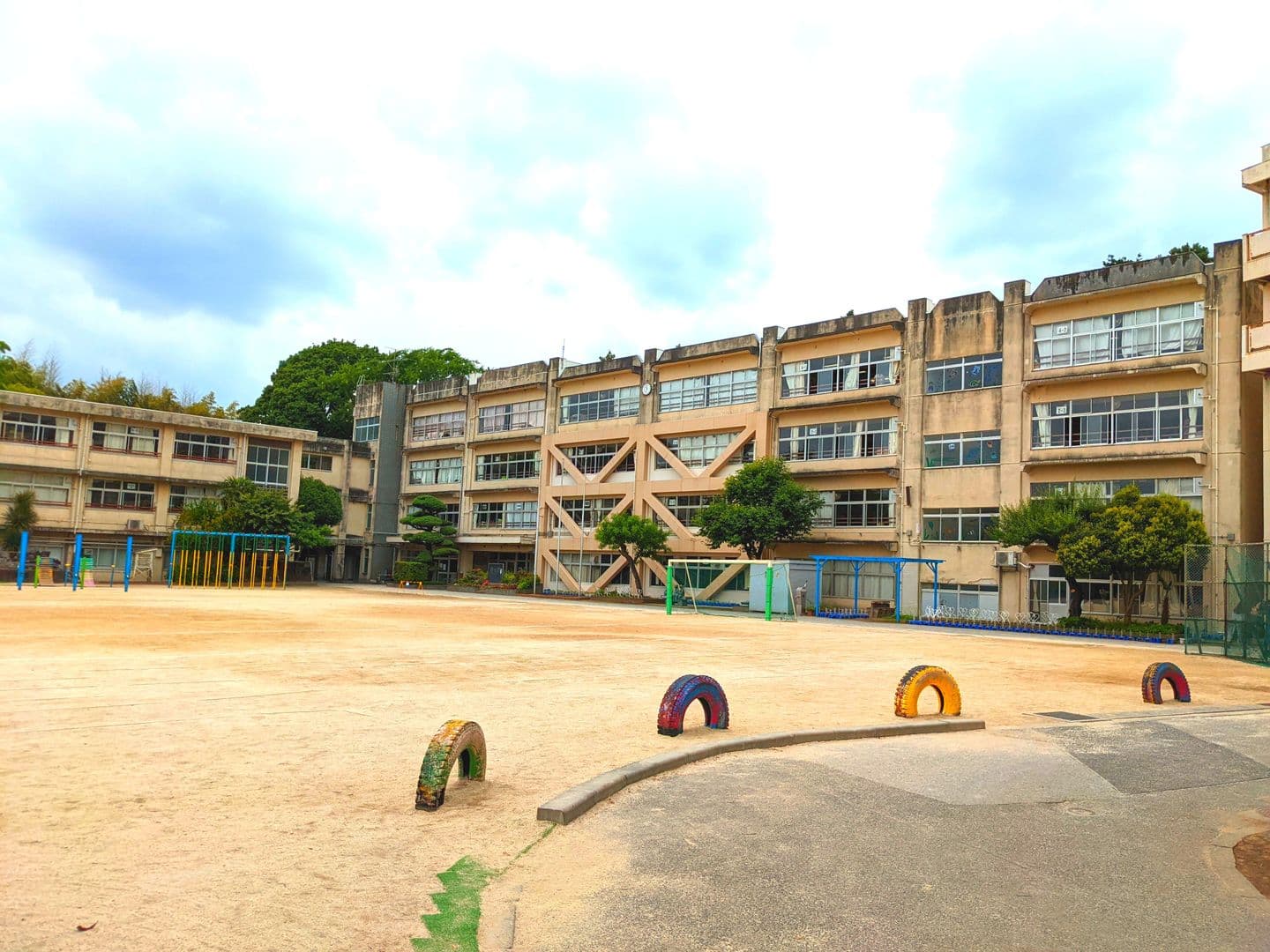 小金小学校